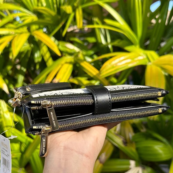 Michael Kors Jet Set Travel Large Double Zip Wallet MK Graphic Logo Beige Black - Picture 6 of 10